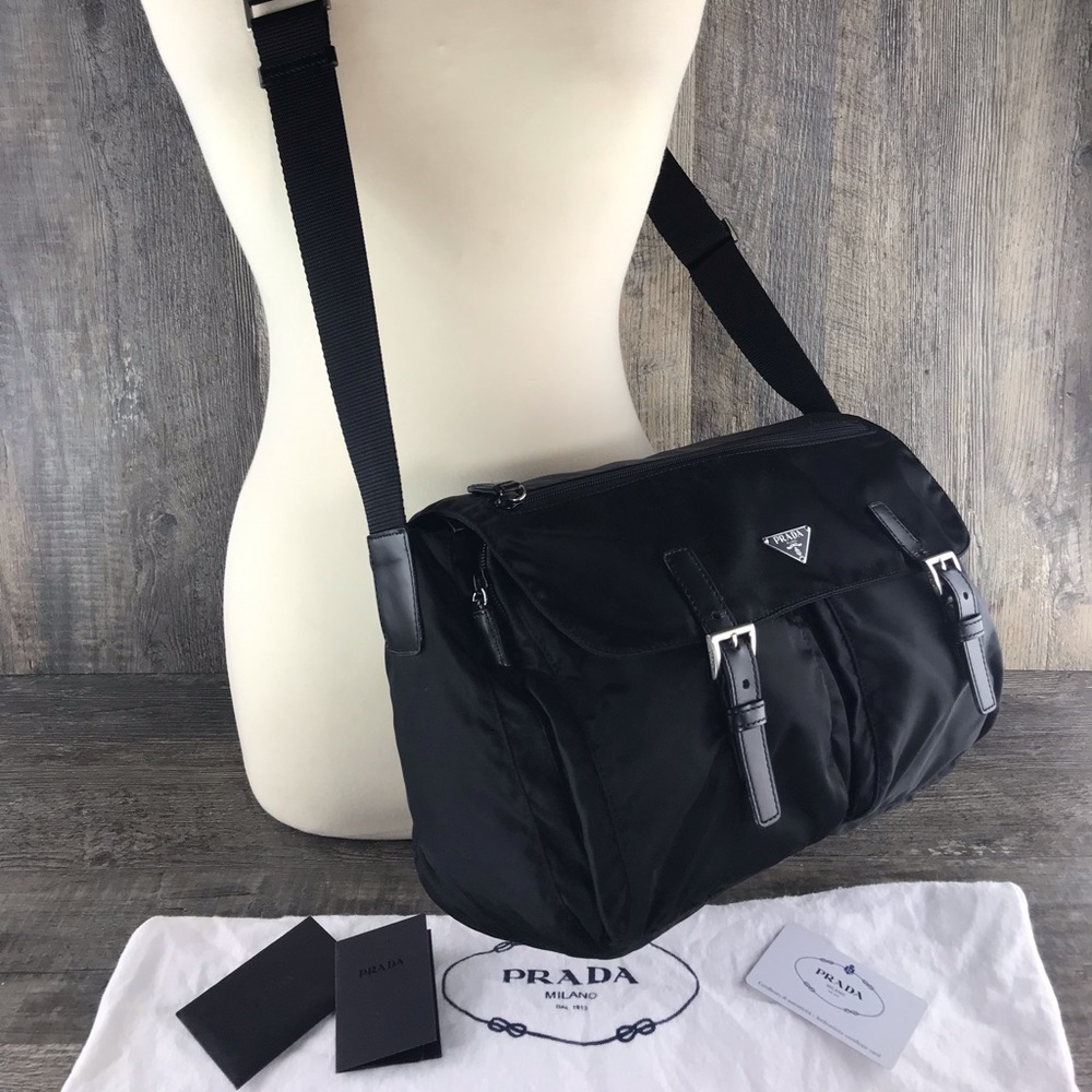 Auth Prada large tessuto nylon Crossbody messenger